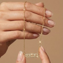 Valmont Accessories Sabit Taşlı Minimal Bar Altın Renk Çelik Kadın Kolye, 43+5 cm Ayarlanabilir