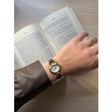 Retro Minimal Deri Kordon Vintage Kadın Kol Saati