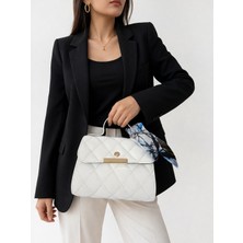 Kadın Kapitone Mini El ve Omuz Çantası – Gold Detaylı, Fular Aksesuarlı, Şık Tasarım