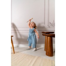 NoyNoy Baby Kız Bebek Kot Görünümlü Gipe Detaylı Tulum ve Dantel Bandana Seti 9-24 Ay