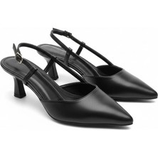 Efw Sivri Burun Siyah Cilt Kemerli Kadın Ayakkabı