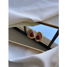 Afsel Jewelry ✨ Bordo Damla Taşlı Gold Küpe – Cesur ve Zarif Şıklık