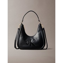 Calvin Klein Kadın Bold Ck Small Crescent Omuz Çantası