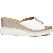 Celal Gültekin Kadın Beyaz Dolgu Topuklu Deri Terlik