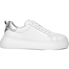 Celal Gültekin Kadın Beyaz Bağcıklı Kalın Tabanlı Deri Sneaker