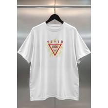 Buzagi Never Dijital Baskı Oversize Beyaz Unisex Tişört