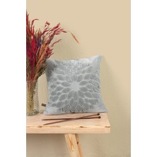 Hamur Gri Kare Dekoratif Kırlent Kılıfı Punch Desen Modern Tasarım %30 Pamuk %70 Micro Polyester