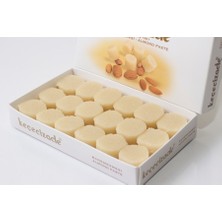 Keçecizade Badem Ezmesi 215 gr Aromalı Hediye Çikolata Temalı Lezzetli Atıştırmalık
