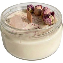 Anima Glow Doğal Soya Wax Güllü Mum – Rose Glow | Ahşap Fitilli, Pembe Kuvars Taşlı Butik Mum