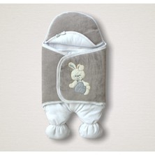 Pazarcan Kadife Kumaş Ayıcık Nakışlı Bebek Kundak Battaniyesi