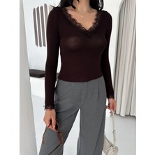 Nidam Butik Dantel Detaylı V Yaka Arkası V Yaka Kaşmir Dokulu Uzun Kollu Bluz - Vişne Çürüğü