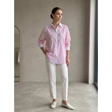 Morvarid Pembe Beyaz Kontrast Yakalı Çizgili Fisto Nakışlı Gömlek