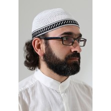 İhvan Online Milad Şerit Detaylı Namaz Takkesi, Desenli Makine Örgüsü Takke - Beyaz