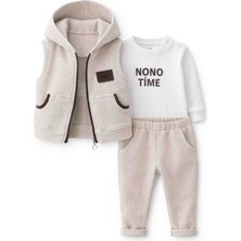 NONO Erkek Bebek 3’lü Takım – Kapüşonlu Yelek, Baskılı Body ve Pantolon