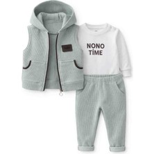 NONO Erkek Bebek 3’lü Takım – Kapüşonlu Yelek, Baskılı Body ve Pantolon