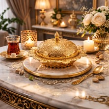 Nuha Altın Kaplama Dekoratif Şekerlik Kapaklı – Osmanlı Desenli Zamak Çerezlik, Baharatlık ve Lokumluk