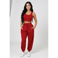 No 35 Moda Kadın Kırmızı Kaşkorse Cepli Jogger Eşofman Altı ve Crop Top Bluz – Şık, Rahat ve Kolay Kombinlenebilir