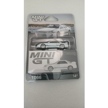 Mini T Mını Gt - 1066 - Nissan Skyline Gt-R (R32) Veilside Combat C-I White