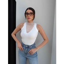 Esra Helvacı Yaka Dantelli Fitilli Atlet