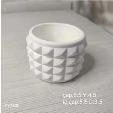 Yoyomold YY2530 Kare Desenli Çıkıntılı Saksı Silikon Kalıp