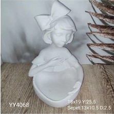 Yoyomold YY4068 Kalp Tutan Sunumluk Kız Silikon Kalıp