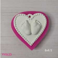 YOYOMOLD YY0123 Kenarları Noktalı Bebek Ayaklı Kalp Silikon Kalıp