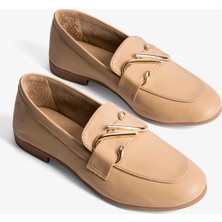 Mubiano Kadın Hakiki Deri Babet Altın Tokalı Şık Loafer Calore Nude