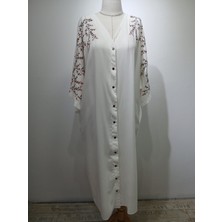 Gizelia Bohem Şıklık: Nakış Detaylı V Yaka Düğmeli Maxi Elbise