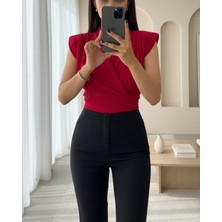 Modamorfo Sıfır Kol Vatkalı Kruvaze Model Sandy Bluz -Bordo