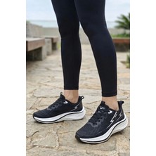 In Step Stride Air Pro: Siyah File Detaylı Kadın Koşu ve Yürüyüş Ayakkabısı - Siyah