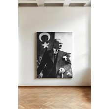 Kanvaspera Atatürk ve Türk Bayrağı - Kanvas Tablo - Siyah Beyaz, Önderlik ve Cumhuriyet Temalı Duvar Dekorasyonu