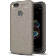 Xiaomi Mi 5x Için Uyumlu Ultra Koruma Deri Görünümlü Silikon Yüzey Kılıf Niss Kapak
