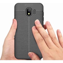 Ahlttiba Samsung Galaxy J4 Için Uyumlu Ultra Koruma Deri Görünümlü Silikon Yüzey Kılıf Niss Kapak