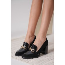 Kocadal Siyah Rugan Süet Detaylı Kadın Topuklu Ayakkabı TR18MS10C