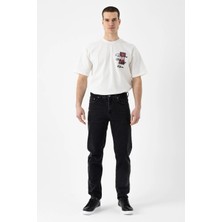 i8 Denim Straight Jean