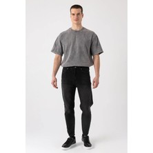 i8 Denim Paça Yıpratmalı Tapered Jean