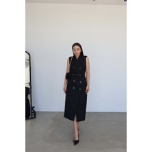 Özge Özgenç Düğmeli Kolsuz Maxi Elbise
