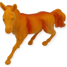 Oska Global Çiftlik Hayvanları Serisi - Yarış Atı 12 cm - Turuncu (Lisinya)