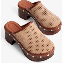 Mubiano Kadın Süet Platform Topuklu Terlik Delikli Rina Bej