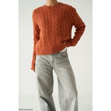 Qu Style Örgü Desenli Kremit Rengi Kazak