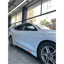 Ford Focus 4 Sedan 2019-2023 Boyasız Plastik Marşpiyel Takımı