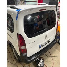 Peugeot Rifter  Beyaz Spoiler Boyalı Fiber