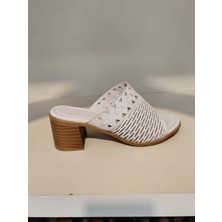 Venüs Kadın %100 Deri Topuklu Terlik 24382060Y