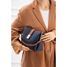 Just Polo Lüks Tasarım Polo Kumaş Jp Gümüş Logolu Şık El ve Omuz Çantası Shoulder Bag Ebat: 23 x 18 cm