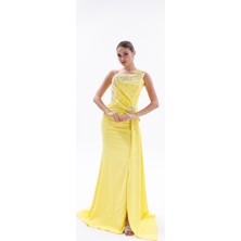 Bdm Exclusive Asimetrik Drape Inci Taş Aplikeli Yırtmaçlı Krep Abiye Elbise