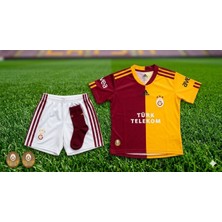 Galatasaray Çocuklar Için Profesyonel Futbol Forması
