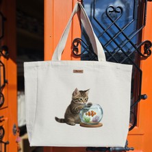 Bumudur Aksesuar Meraklı Kedi ve Balık Curious Cat And Fish Baskılıı Naturel Kanvas Bez Çanta Sap Beyaz Cırt Cırtlı Suluk Tutuculu - Büyük