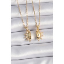 316L Çelik Gold Renk Zirkon Taşlı Güneş Model Işleme Yazı Detay Arkadaş Kolyesi - Lisinya