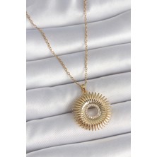 316L Çelik Gold Renk Zincir Zirkon Taşlı Nova Yıldız Model Kadın Kolye - Lisinya