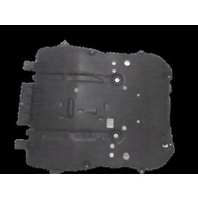 TŞT Peugeot  2008  2020-2023  Ön Tampon Bağlantı Braketi Orta Üst Plastik (Panele Bagla )(Tyg) Oem No (9838455280)